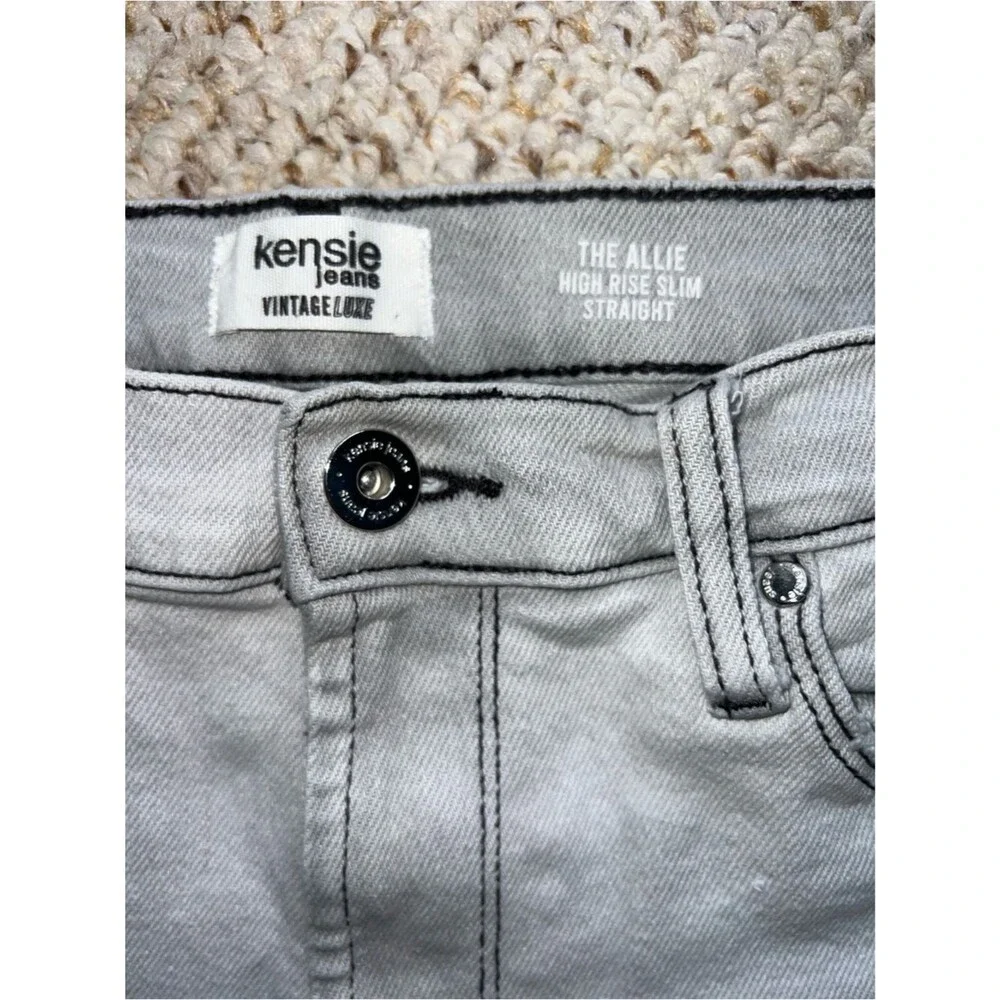 Kensie 30/10 Allie Lux Light Gray High-Rise Slim Straight Jeans